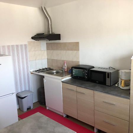 Gite De La Nievre - Centre Ville-2E Etage Flixecourt Dış mekan fotoğraf