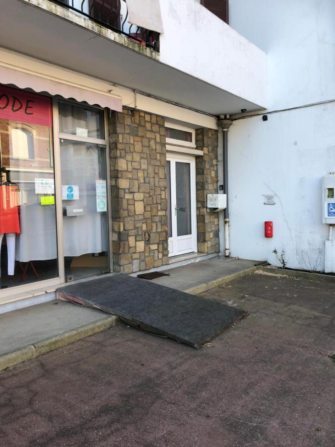Gite De La Nievre - Centre Ville-2E Etage Flixecourt Dış mekan fotoğraf